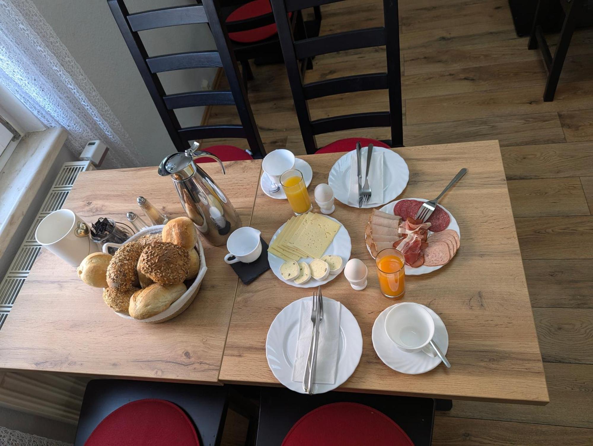 Hotel Wolke Meiningen Bagian luar foto